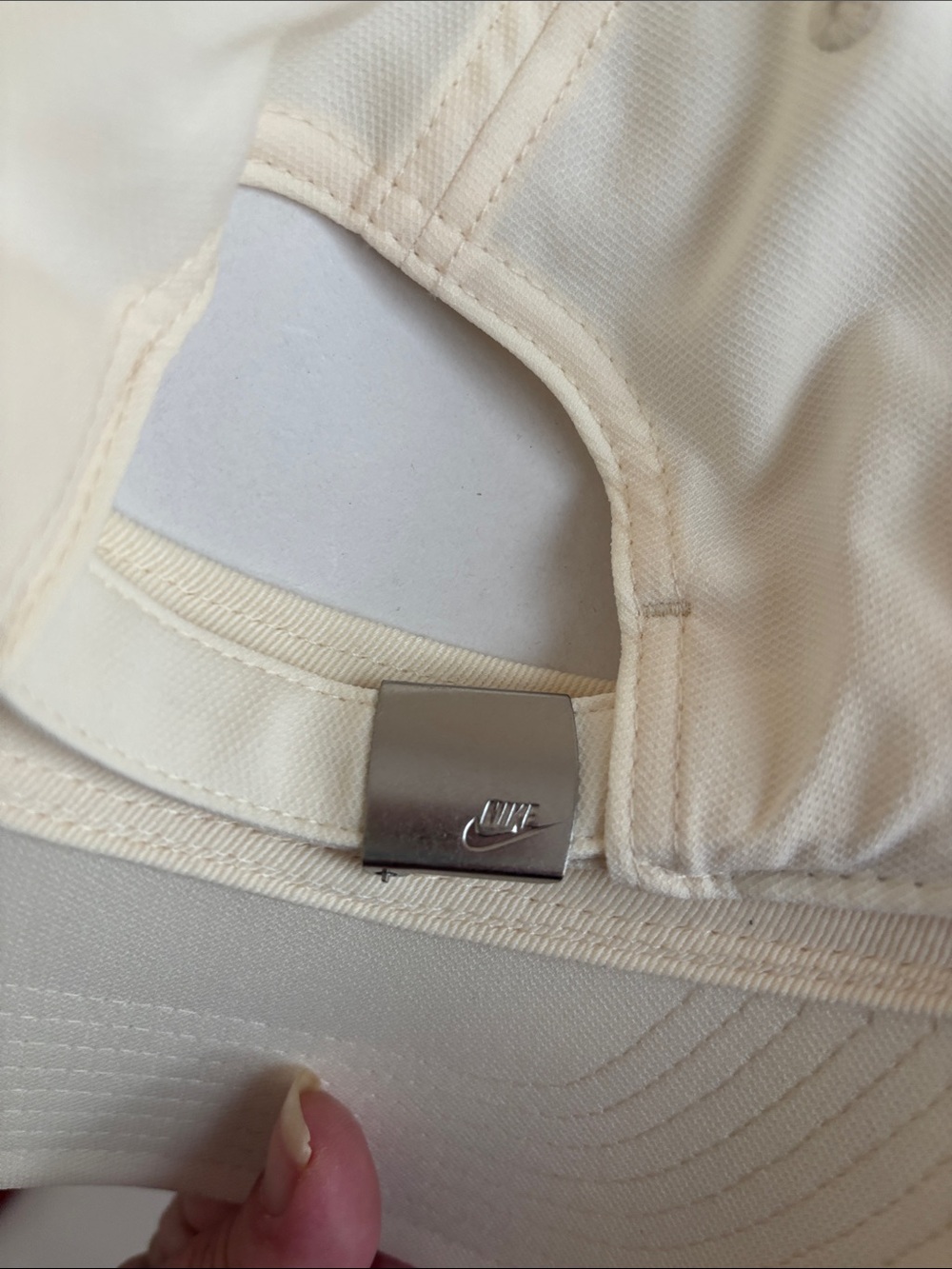 Nike Pink Or Cream Baseball Caps. Pick ONE UNISEX - Picture 16 of 16